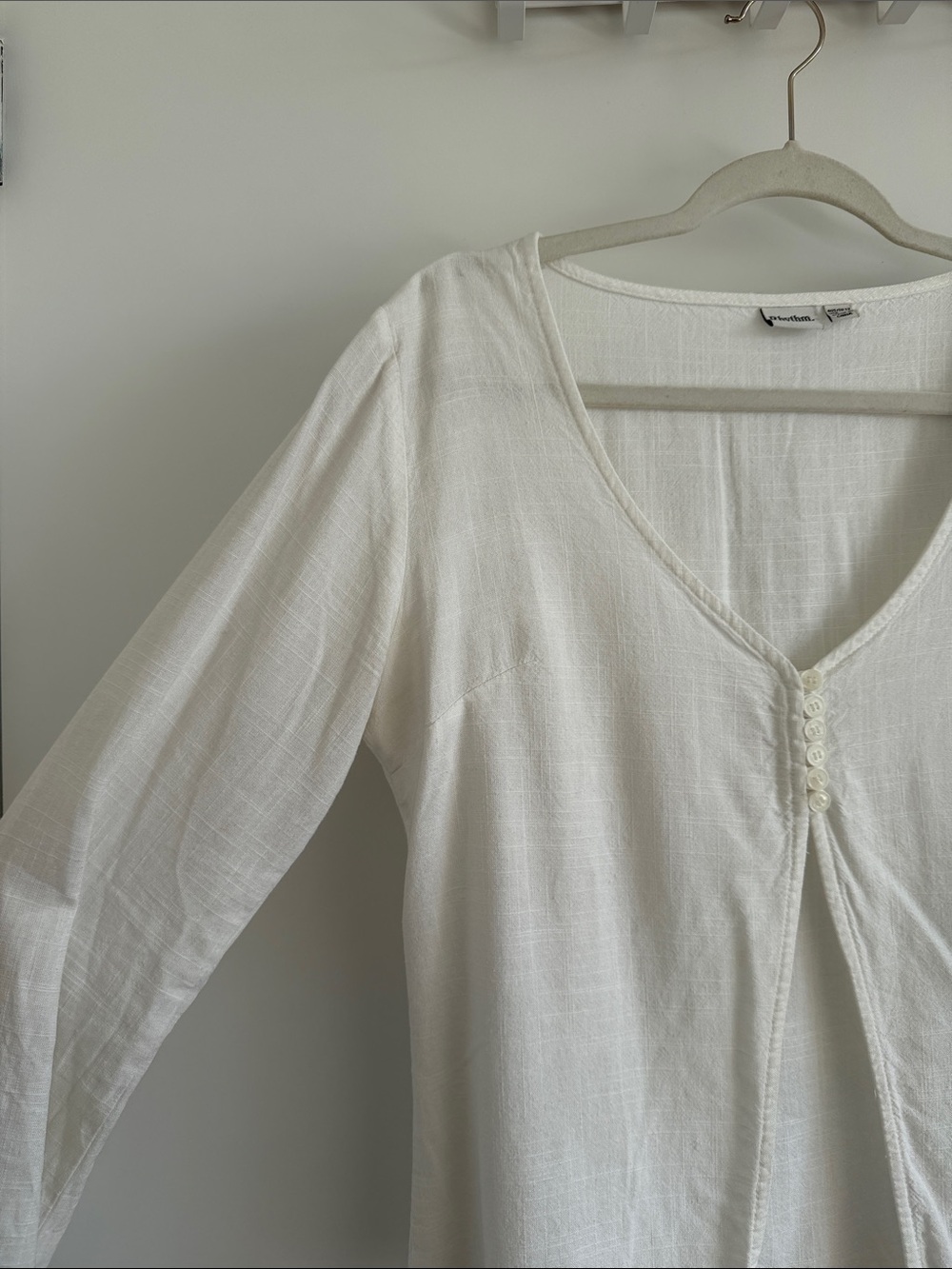 Rhythm Women's Ivory Long-Sleeve V-Neck Button Front Top - Picture 3 of 5